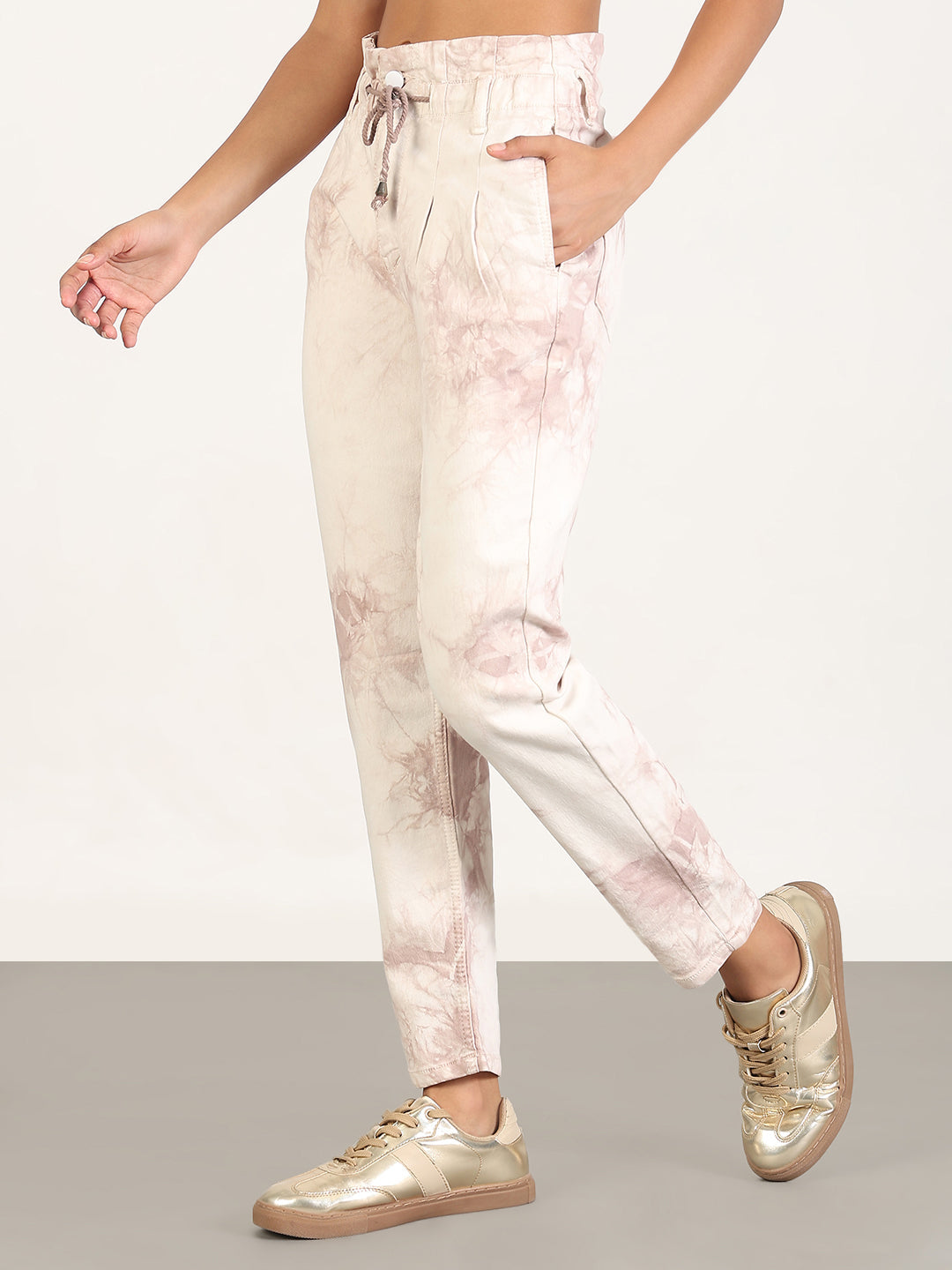 Women's Solid Brown Mom Fit Jeans