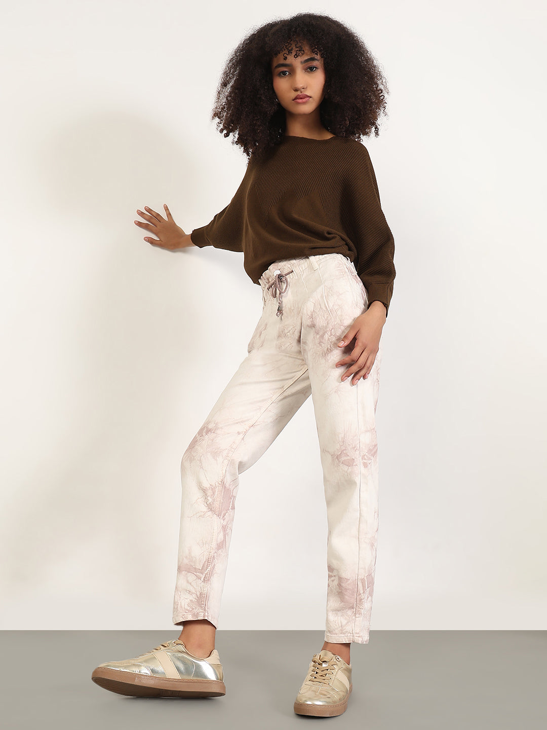 Women's Solid Brown Mom Fit Jeans